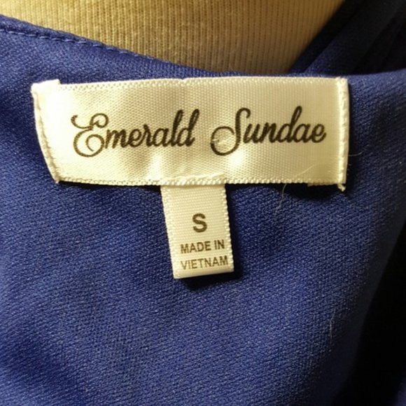 Emerald Sundae Blue and Floral Mini Dress - Picture 6 of 6